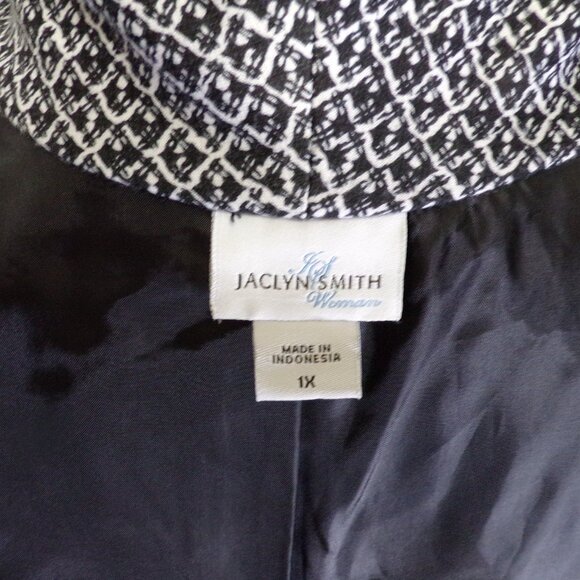 Jaclyn Smith Woman Blazer Plus Size 1X Black White Lined Geometric Print Button - Picture 8 of 9